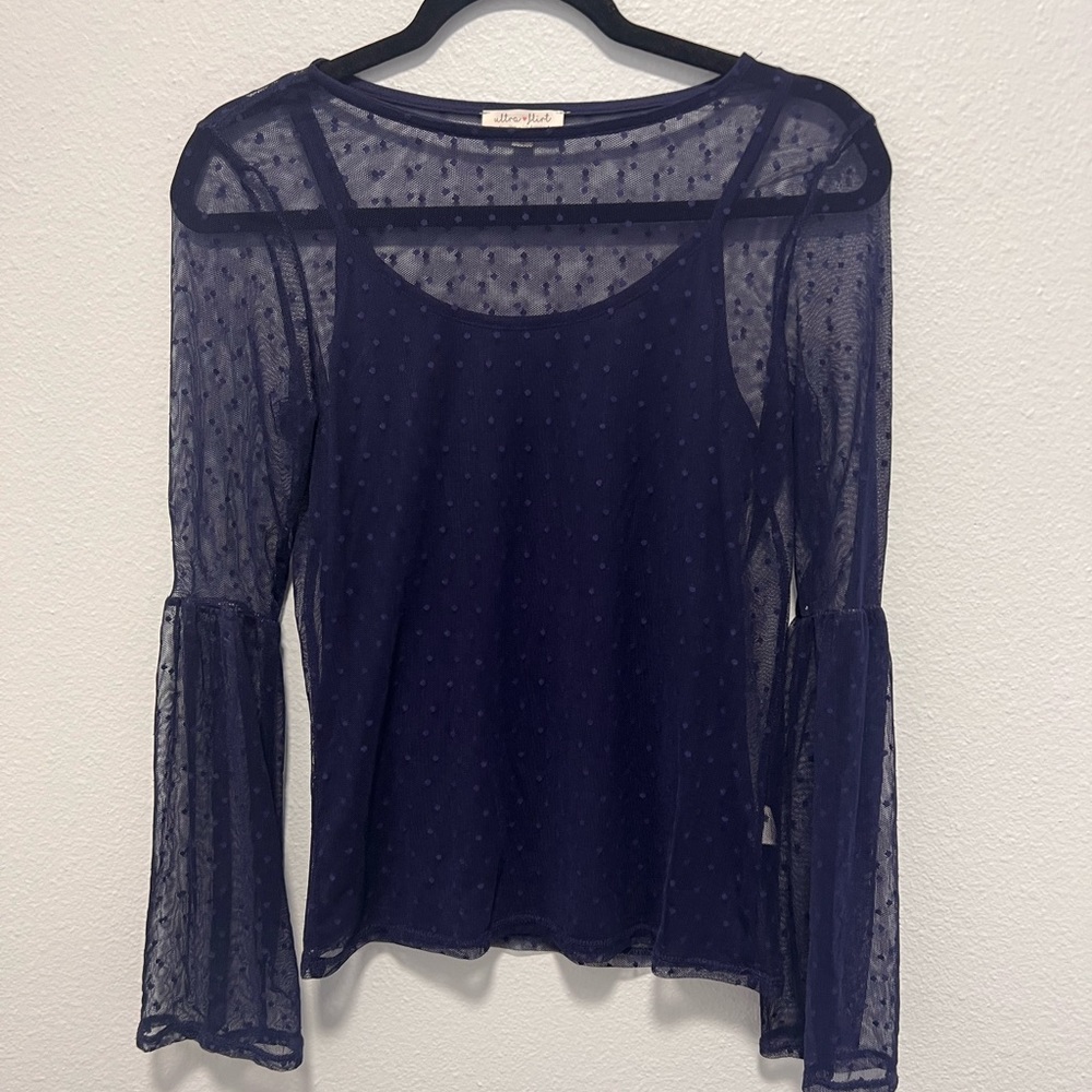 Ultra Flirt Navy Sheer Bell Sleeve top with Tank Top Size X Small